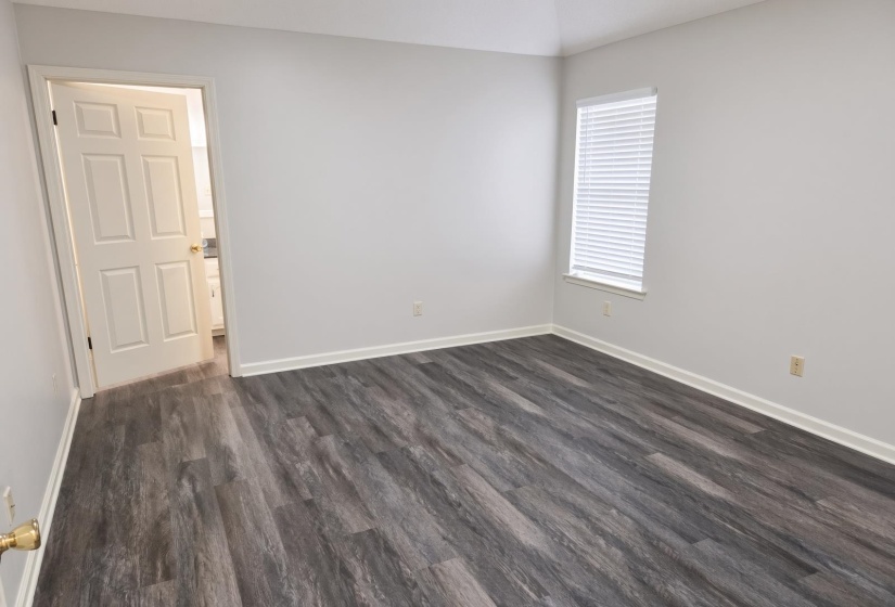 8134 TIMBER KNOLL LN, Memphis, Tennessee 38018, 3 Bedroom Bedrooms, 3 Room Rooms,2 BathroomBathrooms,Residential,For Sale,TIMBER KNOLL,0,10228616