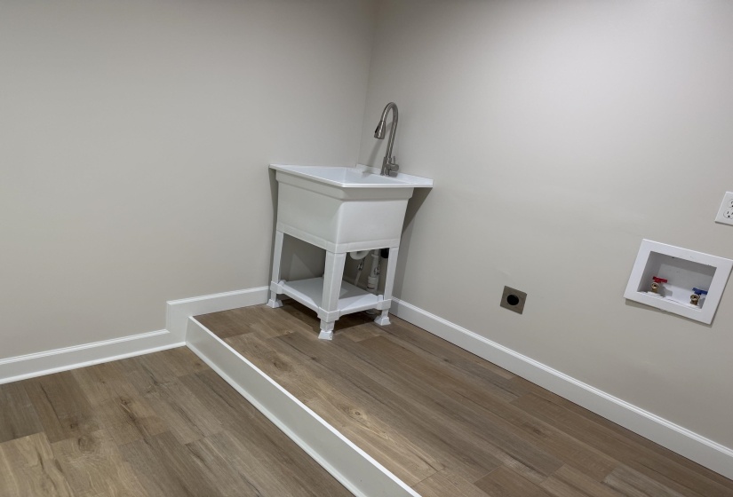 65 SUGAR MAPLE AVE, Savannah, Tennessee 38372, 3 Bedroom Bedrooms, 7 Room Rooms,2 BathroomBathrooms,Residential,For Sale,SUGAR MAPLE,0,10228639