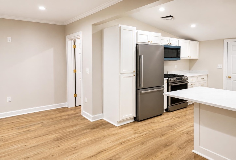 65 SUGAR MAPLE AVE, Savannah, Tennessee 38372, 3 Bedroom Bedrooms, 7 Room Rooms,2 BathroomBathrooms,Residential,For Sale,SUGAR MAPLE,0,10228639