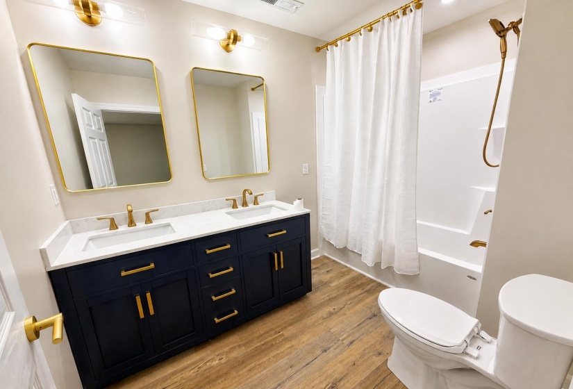 65 SUGAR MAPLE AVE, Savannah, Tennessee 38372, 3 Bedroom Bedrooms, 7 Room Rooms,2 BathroomBathrooms,Residential,For Sale,SUGAR MAPLE,0,10228639