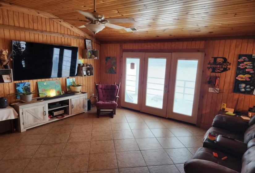 255 ROCK PILE LN, Counce, Tennessee 38326, 2 Bedroom Bedrooms, 6 Room Rooms,2 BathroomBathrooms,Residential,For Sale,ROCK PILE,0,10228660
