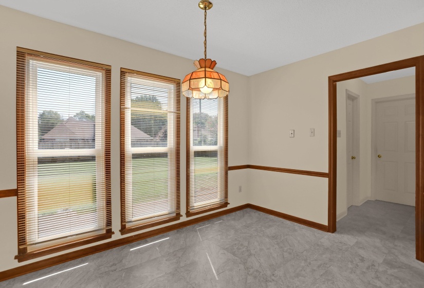 3948 FERN VALLEY DR, Memphis, Tennessee 38125, 4 Bedroom Bedrooms, 8 Room Rooms,2.1 BathroomBathrooms,Residential,For Sale,FERN VALLEY,0,10228663