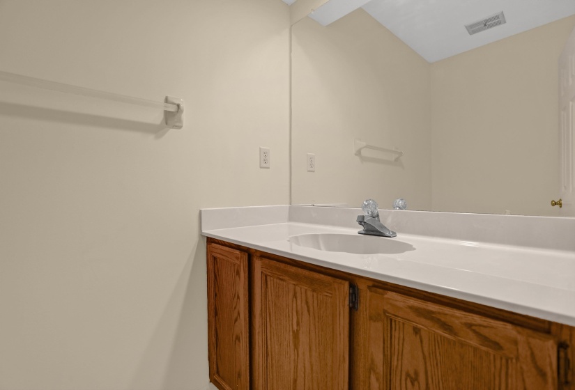 3948 FERN VALLEY DR, Memphis, Tennessee 38125, 4 Bedroom Bedrooms, 8 Room Rooms,2.1 BathroomBathrooms,Residential,For Sale,FERN VALLEY,0,10228663