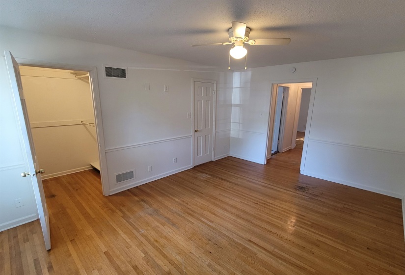3464 STONE ST, Memphis, Tennessee 38118, 4 Bedroom Bedrooms, 8 Room Rooms,2 BathroomBathrooms,Residential,For Sale,STONE,0,10228664