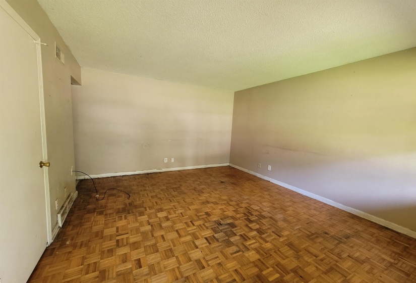 4220 NAM-NI DR, Memphis, Tennessee 38128, 3 Bedroom Bedrooms, 5 Room Rooms,1.1 BathroomBathrooms,Residential,For Sale,NAM-NI,0,10228665