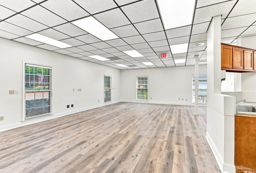 6385 STAGE RD, Bartlett, Tennessee 38134, 0 , 0 ,0,Commercial/industrial,For Sale,STAGE,0,10228728