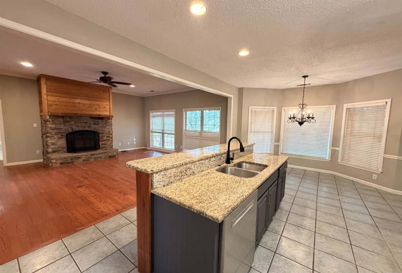 5019 RABBIT CHASE LN, Bartlett, Tennessee 38002, 5 Bedroom Bedrooms, 9 Room Rooms,3 BathroomBathrooms,Rental Properties,For Sale,RABBIT CHASE,0,10228724