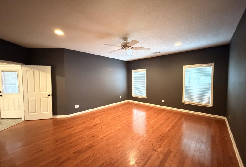 5019 RABBIT CHASE LN, Bartlett, Tennessee 38002, 5 Bedroom Bedrooms, 9 Room Rooms,3 BathroomBathrooms,Rental Properties,For Sale,RABBIT CHASE,0,10228724