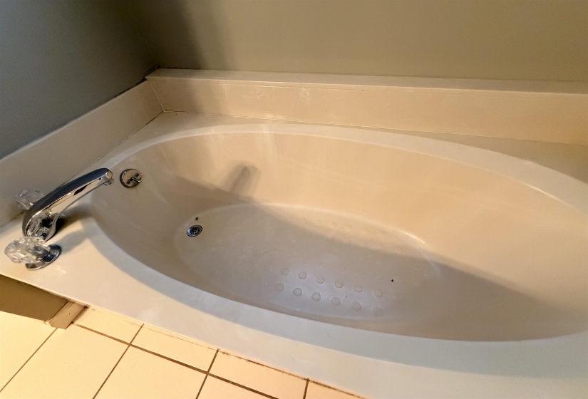 5019 RABBIT CHASE LN, Bartlett, Tennessee 38002, 5 Bedroom Bedrooms, 9 Room Rooms,3 BathroomBathrooms,Rental Properties,For Sale,RABBIT CHASE,0,10228724