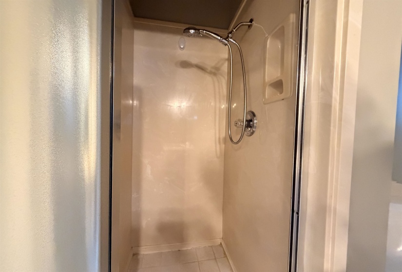5019 RABBIT CHASE LN, Bartlett, Tennessee 38002, 5 Bedroom Bedrooms, 9 Room Rooms,3 BathroomBathrooms,Rental Properties,For Sale,RABBIT CHASE,0,10228724
