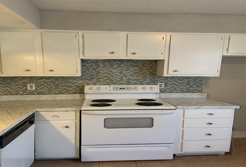 5588 CLARKE ADDRESS ST, Memphis, Tennessee 38115, 2 Bedroom Bedrooms, 5 Room Rooms,2.1 BathroomBathrooms,Rental Properties,For Sale,CLARKE ADDRESS,0,10228727