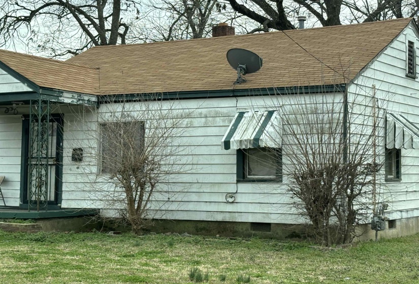 1983 HUBERT AVE, Memphis, Tennessee 38108, 2 Bedroom Bedrooms, 4 Room Rooms,1 BathroomBathrooms,Residential,For Sale,HUBERT,0,10228711