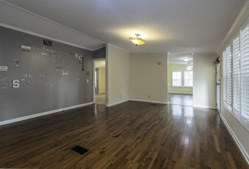240 3RD ST, Rossville, Tennessee 38066, 2 Bedroom Bedrooms, 7 Room Rooms,2 BathroomBathrooms,Residential,For Sale,3RD,0,10228713