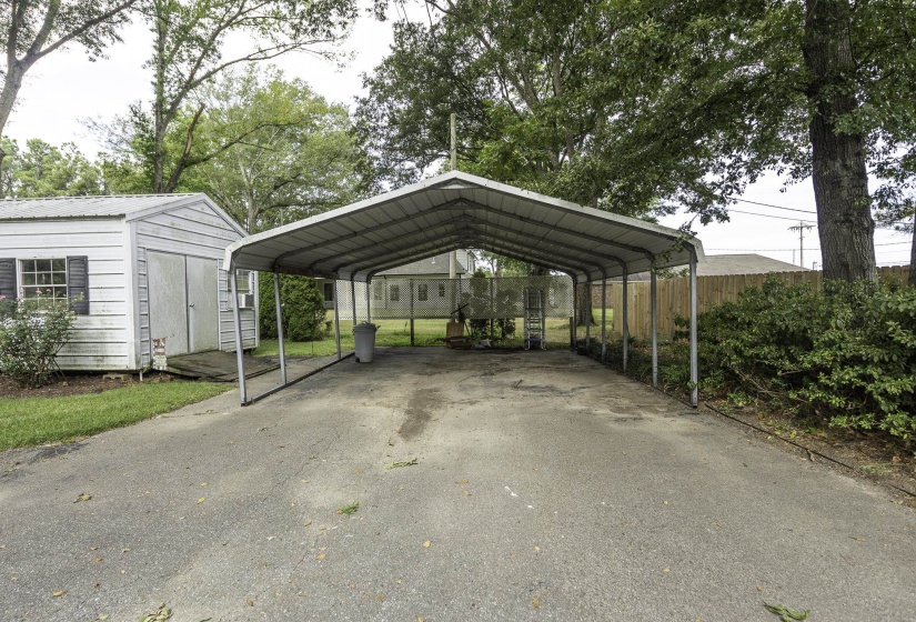 240 3RD ST, Rossville, Tennessee 38066, 2 Bedroom Bedrooms, 7 Room Rooms,2 BathroomBathrooms,Residential,For Sale,3RD,0,10228713
