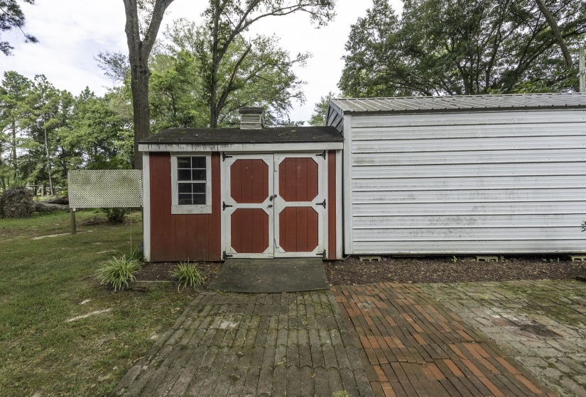 240 3RD ST, Rossville, Tennessee 38066, 2 Bedroom Bedrooms, 7 Room Rooms,2 BathroomBathrooms,Residential,For Sale,3RD,0,10228713