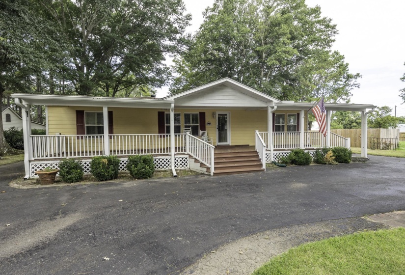 240 3RD ST, Rossville, Tennessee 38066, 2 Bedroom Bedrooms, 7 Room Rooms,2 BathroomBathrooms,Residential,For Sale,3RD,0,10228713