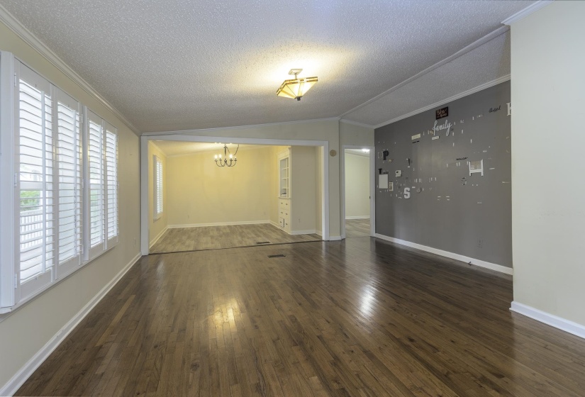 240 3RD ST, Rossville, Tennessee 38066, 2 Bedroom Bedrooms, 7 Room Rooms,2 BathroomBathrooms,Residential,For Sale,3RD,0,10228713