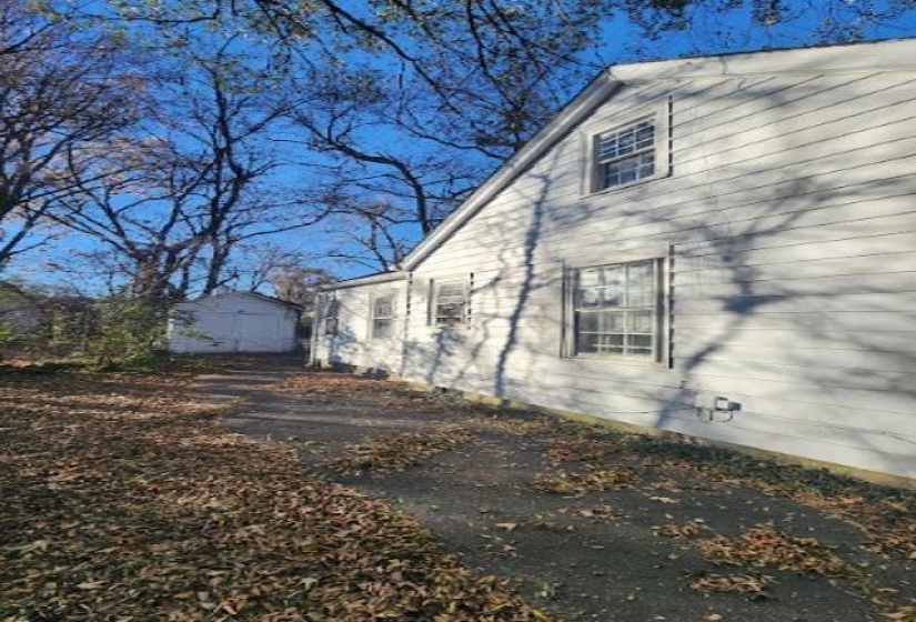 1029 STONEWALL ST, Memphis, Tennessee 38107, 3 Bedroom Bedrooms, 8 Room Rooms,1.1 BathroomBathrooms,Residential,For Sale,STONEWALL,0,10228715