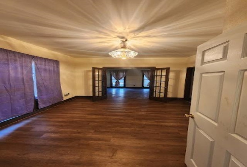 1029 STONEWALL ST, Memphis, Tennessee 38107, 3 Bedroom Bedrooms, 8 Room Rooms,1.1 BathroomBathrooms,Residential,For Sale,STONEWALL,0,10228715