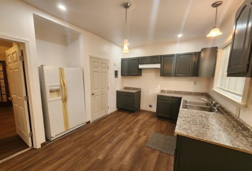 1029 STONEWALL ST, Memphis, Tennessee 38107, 3 Bedroom Bedrooms, 8 Room Rooms,1.1 BathroomBathrooms,Residential,For Sale,STONEWALL,0,10228715