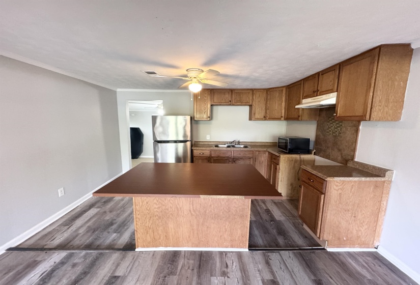 1349 LONGCREST RD, Memphis, Tennessee 38109, 2 Bedroom Bedrooms, 5 Room Rooms,1 BathroomBathrooms,Residential,For Sale,LONGCREST,0,10228717