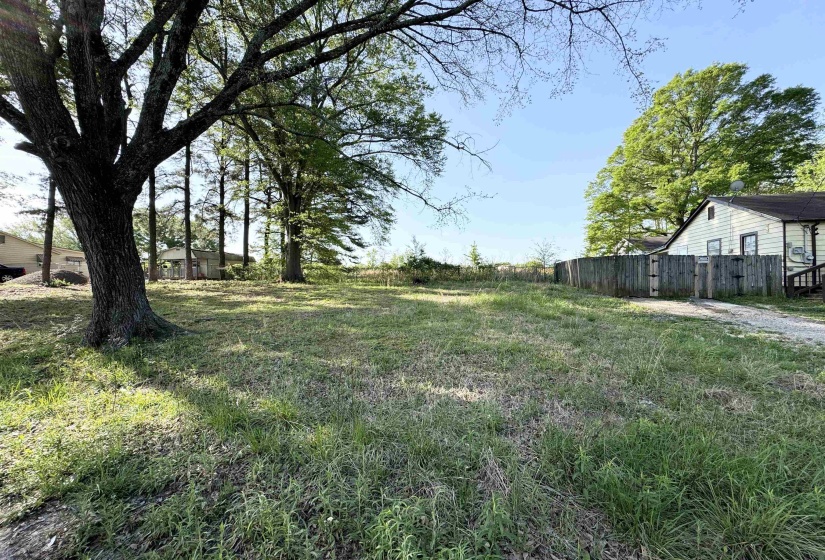 1349 LONGCREST RD, Memphis, Tennessee 38109, 2 Bedroom Bedrooms, 5 Room Rooms,1 BathroomBathrooms,Residential,For Sale,LONGCREST,0,10228717