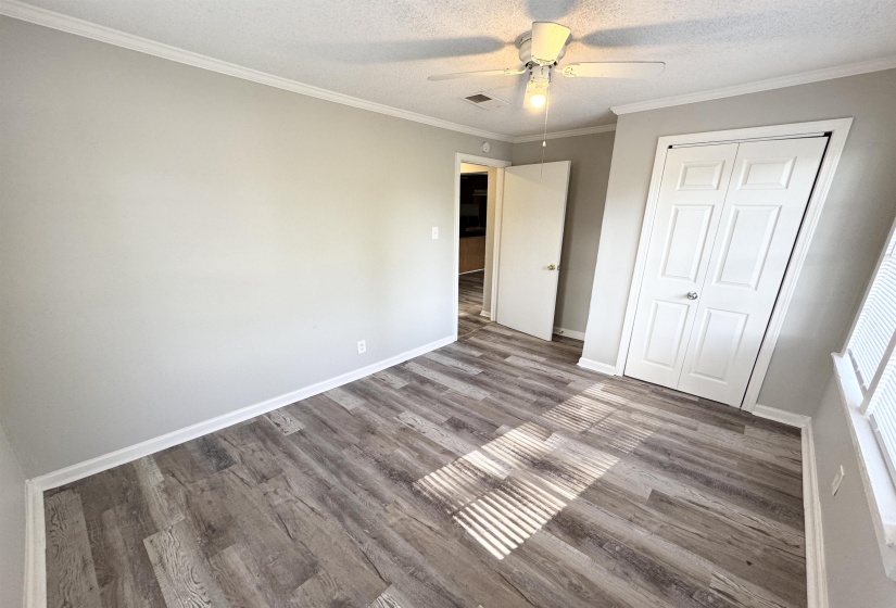 1349 LONGCREST RD, Memphis, Tennessee 38109, 2 Bedroom Bedrooms, 5 Room Rooms,1 BathroomBathrooms,Residential,For Sale,LONGCREST,0,10228717
