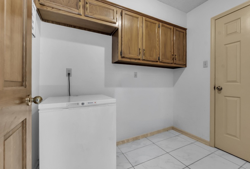 4305 BEAVER CREEK LN, Memphis, Tennessee 38125, 4 Bedroom Bedrooms, 9 Room Rooms,3 BathroomBathrooms,Residential,For Sale,BEAVER CREEK,0,10228719