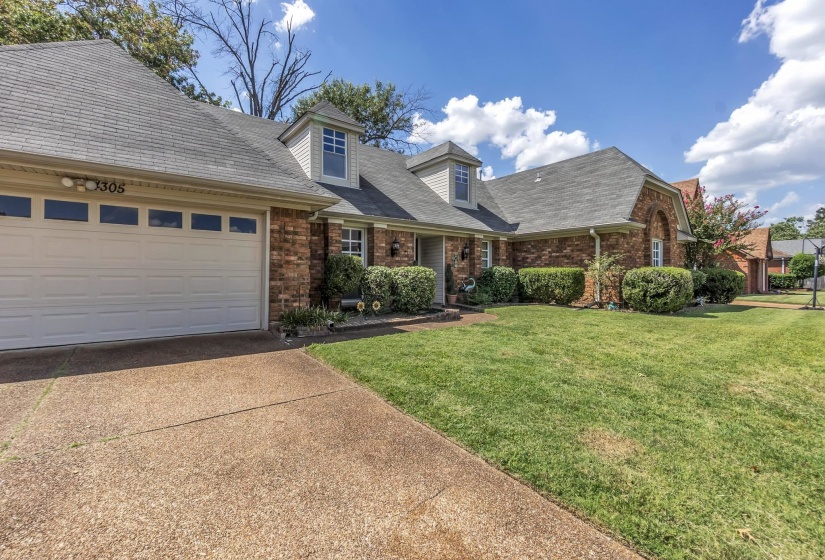 4305 BEAVER CREEK LN, Memphis, Tennessee 38125, 4 Bedroom Bedrooms, 9 Room Rooms,3 BathroomBathrooms,Residential,For Sale,BEAVER CREEK,0,10228719