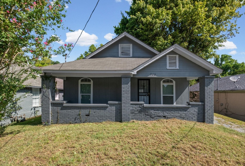 560 PEEBLES RD, Memphis, Tennessee 38109, 4 Bedroom Bedrooms, 6 Room Rooms,2 BathroomBathrooms,Residential,For Sale,PEEBLES,0,10228722