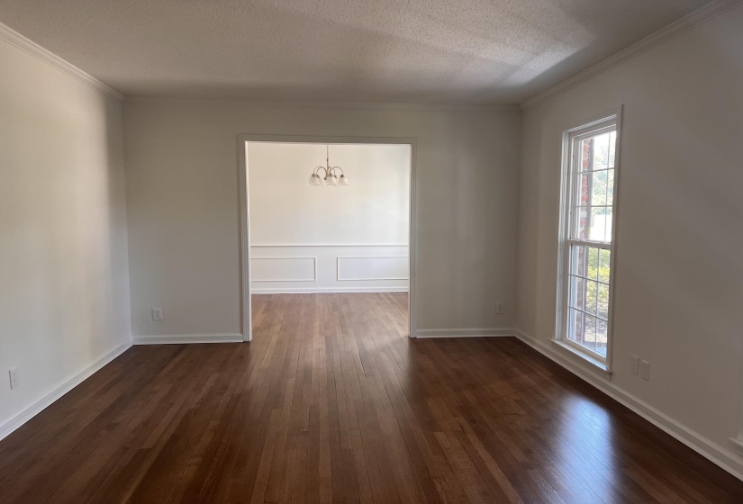 5915 MACLEOD DR, Memphis, Tennessee 38119, 5 Bedroom Bedrooms, 9 Room Rooms,3 BathroomBathrooms,Residential,For Sale,MACLEOD,0,10228732