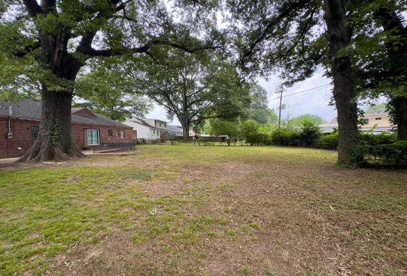 3553 RHODES AVE, Memphis, Tennessee 38111, 3 Bedroom Bedrooms, 6 Room Rooms,2 BathroomBathrooms,Residential,For Sale,RHODES,0,10228734
