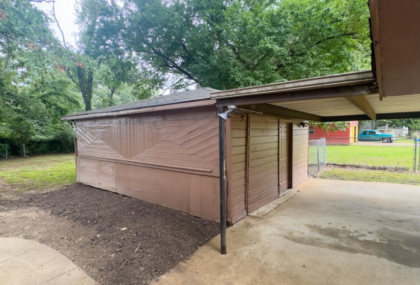 3553 RHODES AVE, Memphis, Tennessee 38111, 3 Bedroom Bedrooms, 6 Room Rooms,2 BathroomBathrooms,Residential,For Sale,RHODES,0,10228734