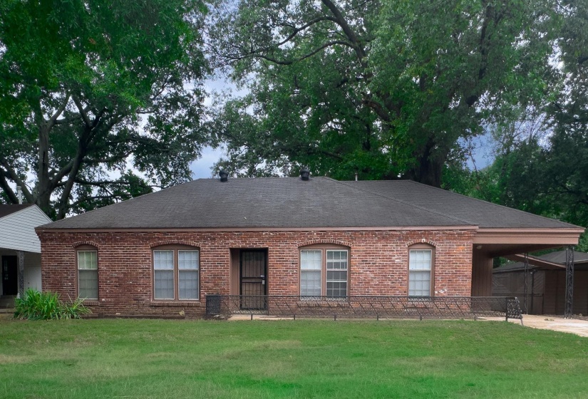 3553 RHODES AVE, Memphis, Tennessee 38111, 3 Bedroom Bedrooms, 6 Room Rooms,2 BathroomBathrooms,Residential,For Sale,RHODES,0,10228734