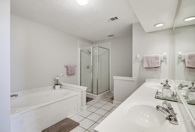 7291 BARNSTABLE RD, Memphis, Tennessee 38125, 3 Bedroom Bedrooms, 6 Room Rooms,2 BathroomBathrooms,Residential,For Sale,BARNSTABLE,0,10228735