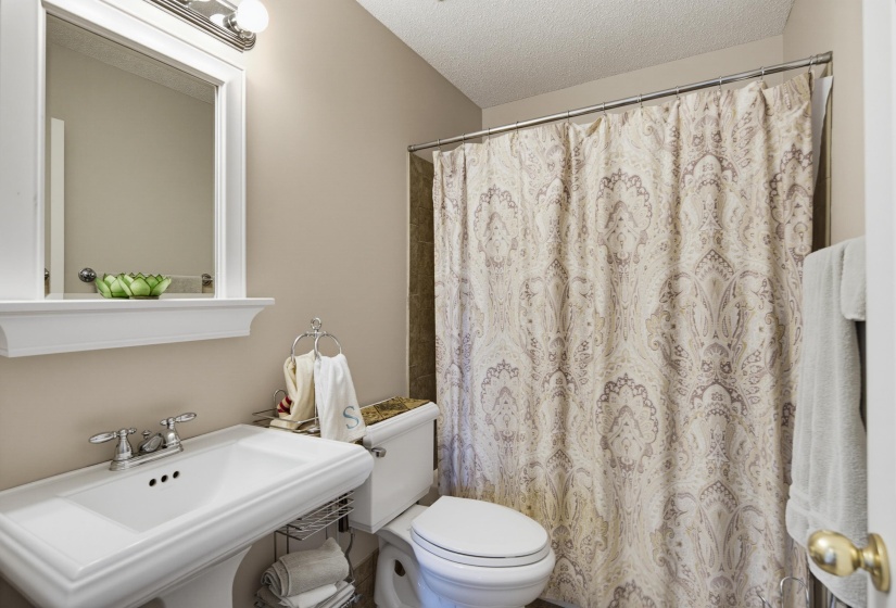 7291 BARNSTABLE RD, Memphis, Tennessee 38125, 3 Bedroom Bedrooms, 6 Room Rooms,2 BathroomBathrooms,Residential,For Sale,BARNSTABLE,0,10228735