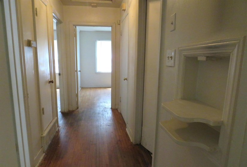1657 PERKINS RD, Memphis, Tennessee 38117, 2 Bedroom Bedrooms, 6 Room Rooms,1 BathroomBathrooms,Residential,For Sale,PERKINS,0,10228736