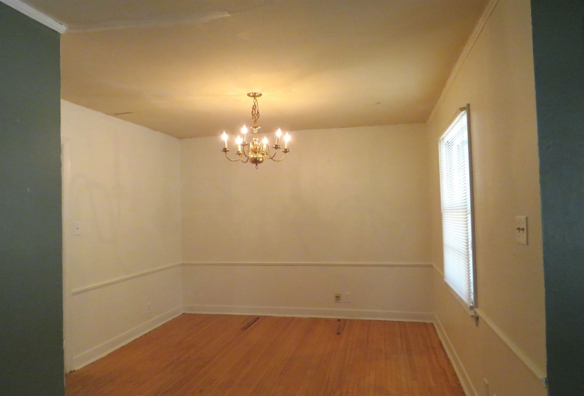 1657 PERKINS RD, Memphis, Tennessee 38117, 2 Bedroom Bedrooms, 6 Room Rooms,1 BathroomBathrooms,Residential,For Sale,PERKINS,0,10228736