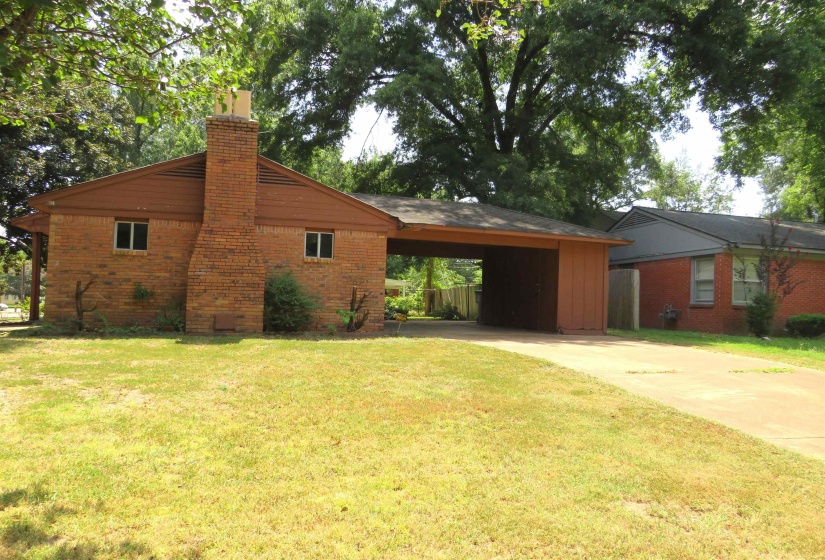 1657 PERKINS RD, Memphis, Tennessee 38117, 2 Bedroom Bedrooms, 6 Room Rooms,1 BathroomBathrooms,Residential,For Sale,PERKINS,0,10228736