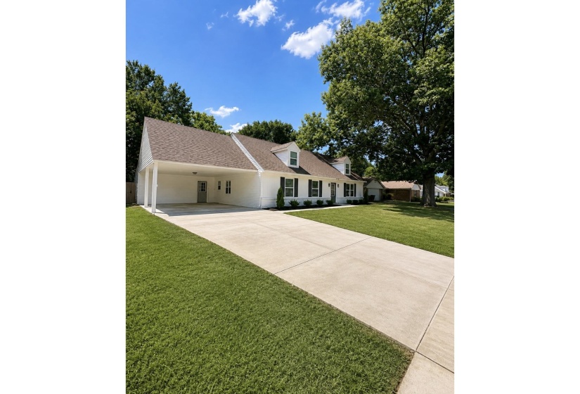 5715 BARTLETT WOODS DR, Bartlett, Tennessee 38134, 4 Bedroom Bedrooms, 7 Room Rooms,2 BathroomBathrooms,Residential,For Sale,BARTLETT WOODS,0,10228738