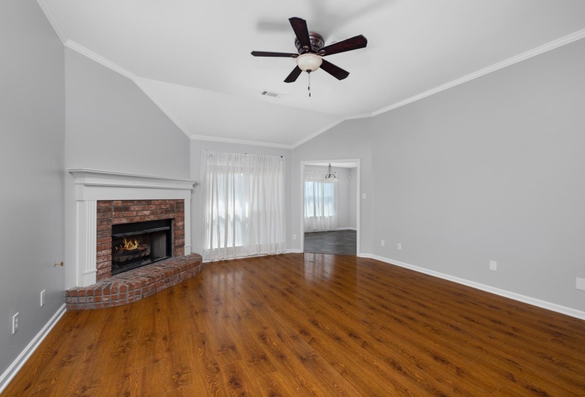 4958 FRENCH BROAD CV, Bartlett, Tennessee 38135, 5 Bedroom Bedrooms, 8 Room Rooms,2 BathroomBathrooms,Residential,For Sale,FRENCH BROAD,0,10228739
