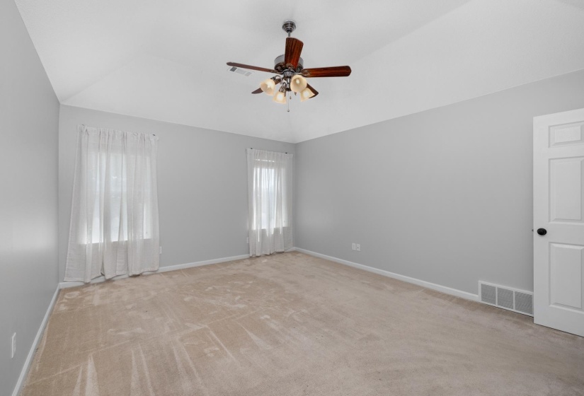 4958 FRENCH BROAD CV, Bartlett, Tennessee 38135, 5 Bedroom Bedrooms, 8 Room Rooms,2 BathroomBathrooms,Residential,For Sale,FRENCH BROAD,0,10228739