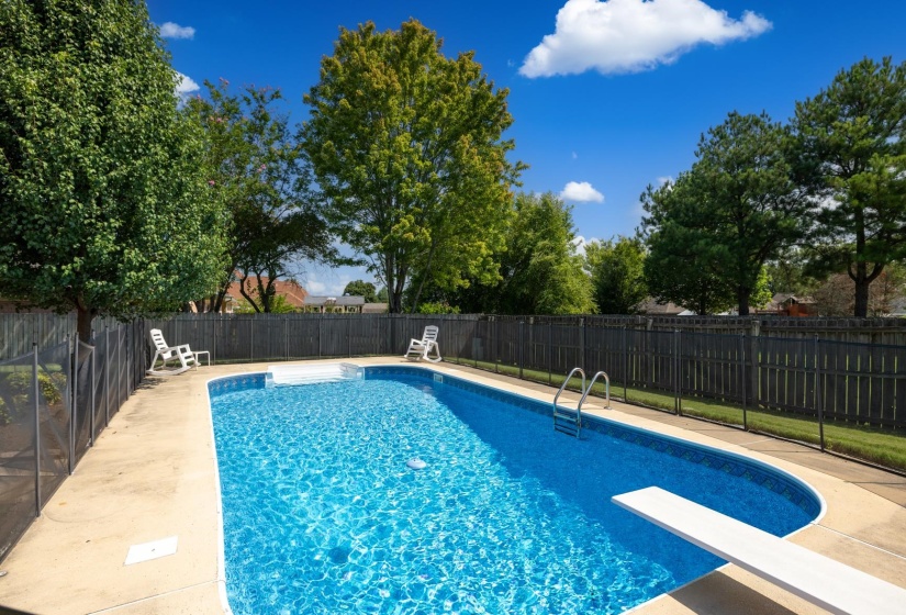 4958 FRENCH BROAD CV, Bartlett, Tennessee 38135, 5 Bedroom Bedrooms, 8 Room Rooms,2 BathroomBathrooms,Residential,For Sale,FRENCH BROAD,0,10228739