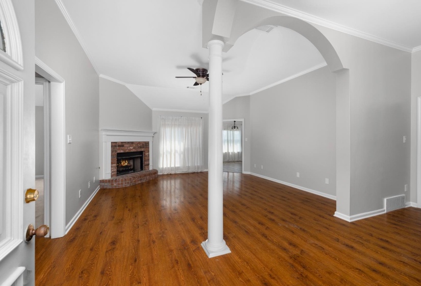 4958 FRENCH BROAD CV, Bartlett, Tennessee 38135, 5 Bedroom Bedrooms, 8 Room Rooms,2 BathroomBathrooms,Residential,For Sale,FRENCH BROAD,0,10228739
