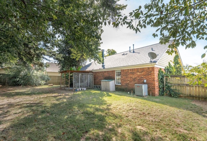 6600 SUNGATE CIR, Bartlett, Tennessee 38135, 3 Bedroom Bedrooms, 8 Room Rooms,2 BathroomBathrooms,Residential,For Sale,SUNGATE,0,10228742