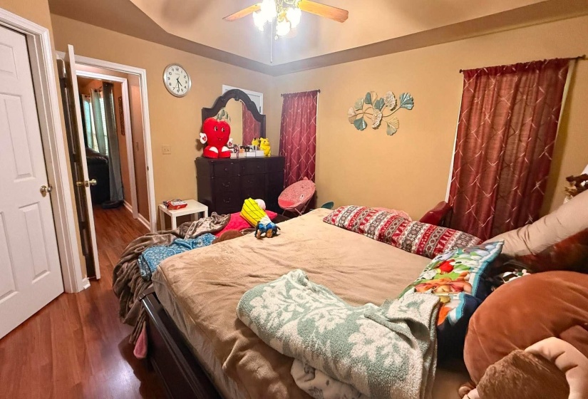 1634 TORRINGTON DR, Cordova, Tennessee 38016, 5 Bedroom Bedrooms, 8 Room Rooms,3 BathroomBathrooms,Residential,For Sale,TORRINGTON,0,10228743