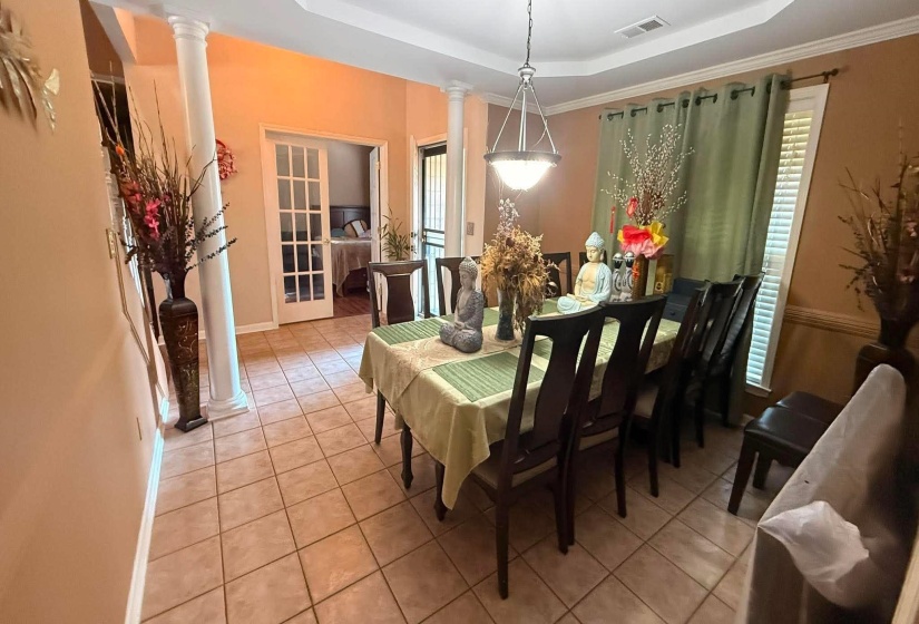 1634 TORRINGTON DR, Cordova, Tennessee 38016, 5 Bedroom Bedrooms, 8 Room Rooms,3 BathroomBathrooms,Residential,For Sale,TORRINGTON,0,10228743