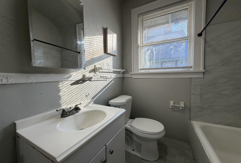 961 DUNLAP ST, Memphis, Tennessee 38107, 2 Bedroom Bedrooms, 0 ,1 BathroomBathrooms,Duplexes,For Sale,DUNLAP,0,10228758
