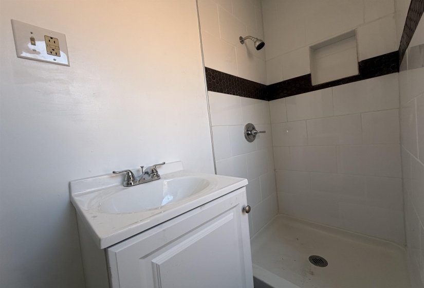 961 DUNLAP ST, Memphis, Tennessee 38107, 2 Bedroom Bedrooms, 0 ,1 BathroomBathrooms,Duplexes,For Sale,DUNLAP,0,10228758