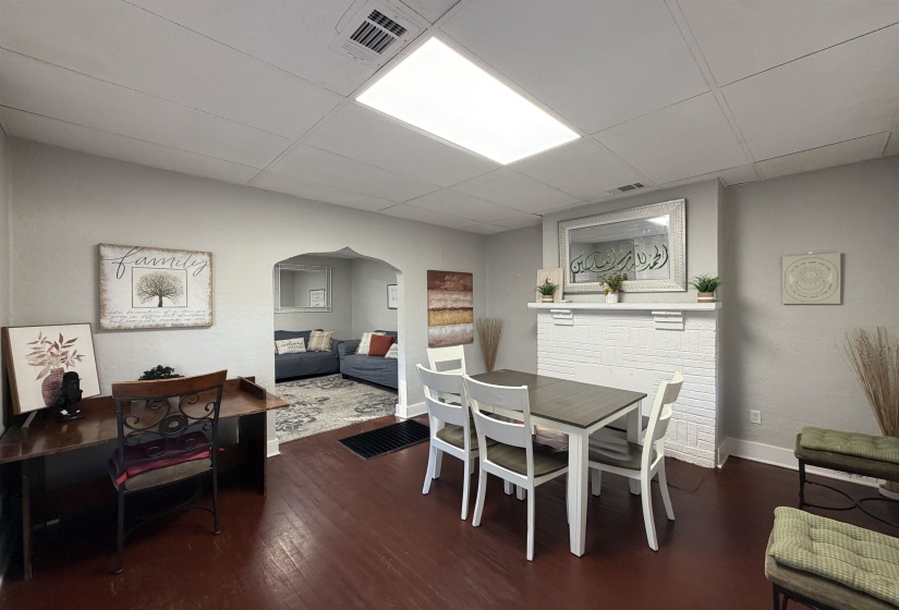 961 DUNLAP ST, Memphis, Tennessee 38107, 2 Bedroom Bedrooms, 0 ,1 BathroomBathrooms,Duplexes,For Sale,DUNLAP,0,10228758